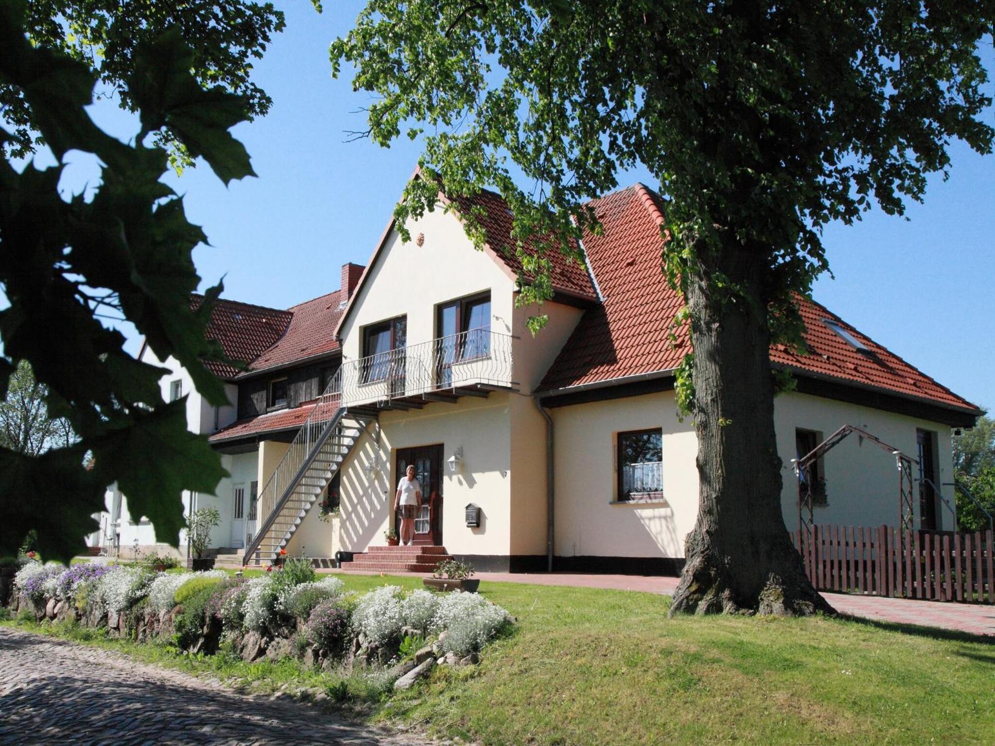 Snug Apartment In Kr Pelin Germany Klein Nienhagen Luaran gambar